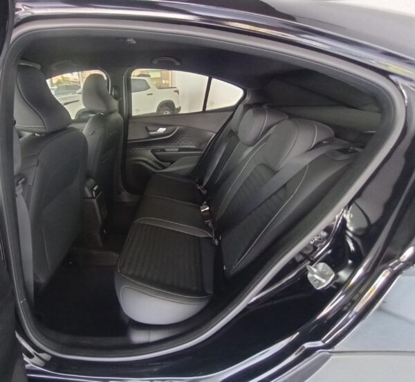 FIAT FASTBACK IMPETUS TURBO 200 AUT. 1.0 GSE TURBO FLEX 2024 - Image 9