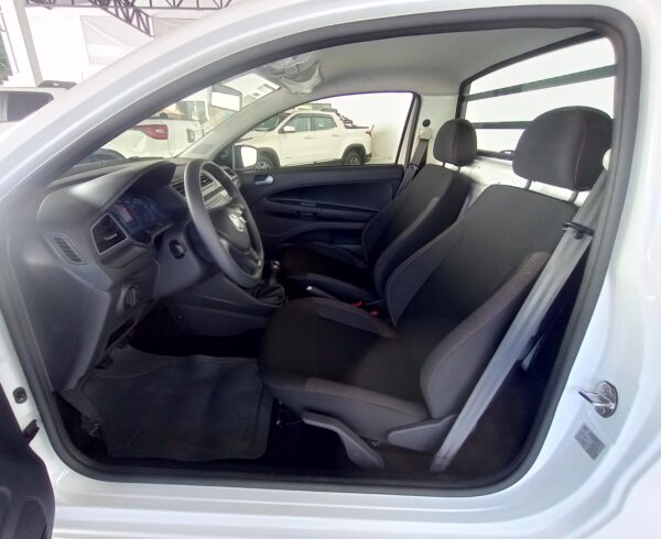Volkswagen Saveiro Robust 1.6 2025 0 KM - Image 10