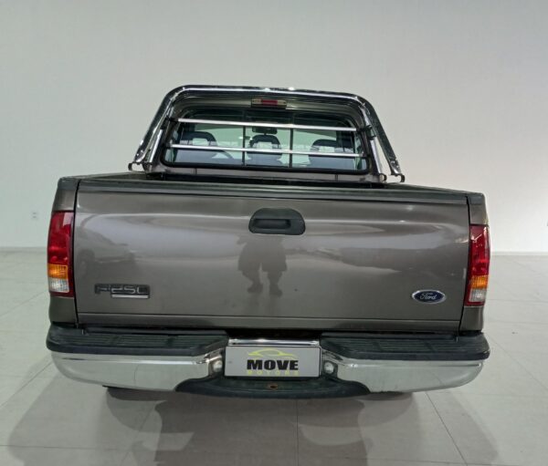 FORD F250 XLT 4.2 TURBO 2001 - Image 5