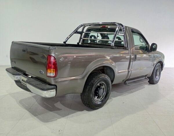 FORD F250 XLT 4.2 TURBO 2001 - Image 6