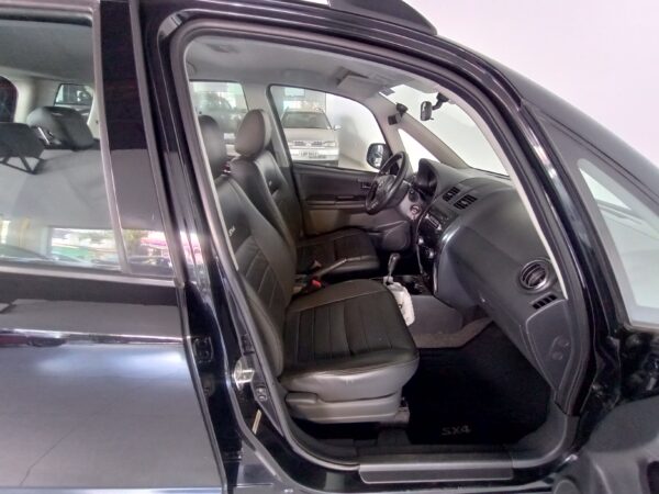 Suzuki SX4 2.0 4WD Automático 2011 - Image 7