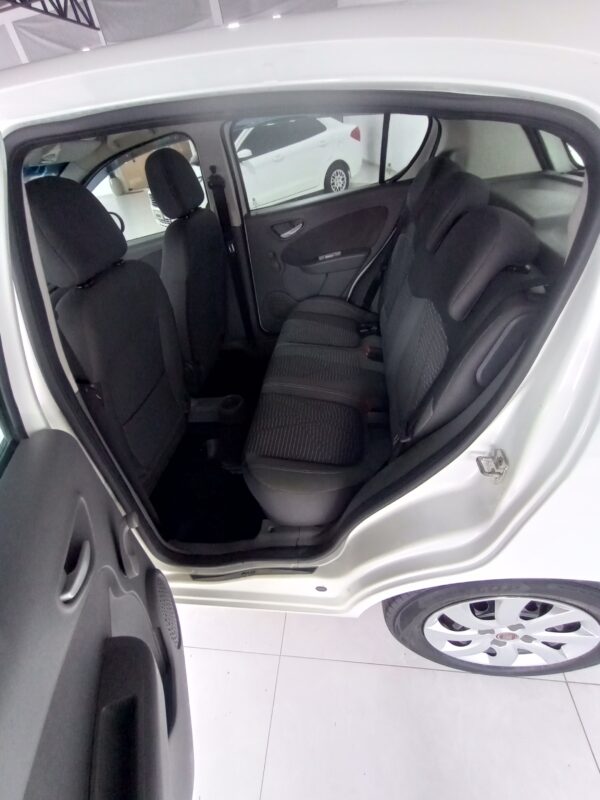 FIAT PALIO ATTRACTIVE 1.4 2014 - Image 3
