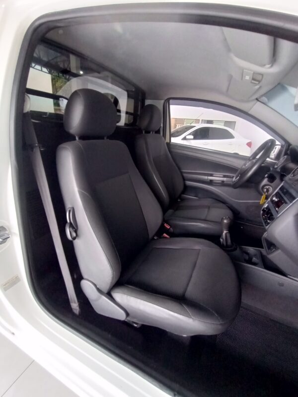 VW SAVEIRO ROBUST 1.6 MSI FLEX 2017 - Image 7