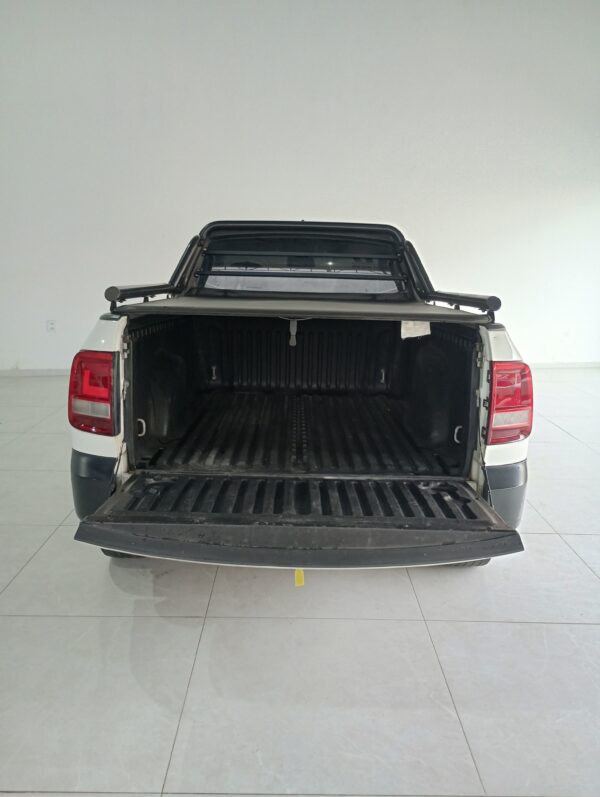 VW SAVEIRO ROBUST 1.6 MSI FLEX 2017 - Image 11