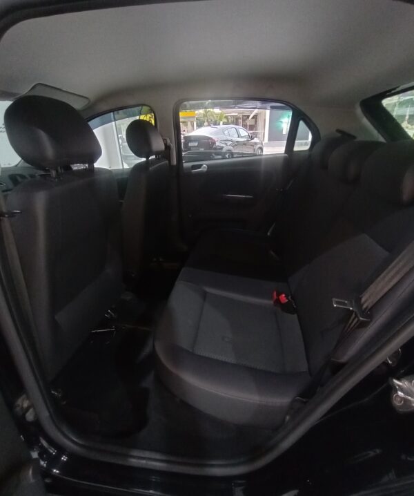 VOLKSWAGEN GOL 1.6 MSI TOTAL FLEX 2019 - Image 5