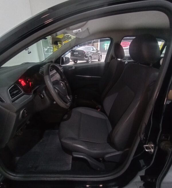 VOLKSWAGEN GOL 1.6 MSI TOTAL FLEX 2019 - Image 6