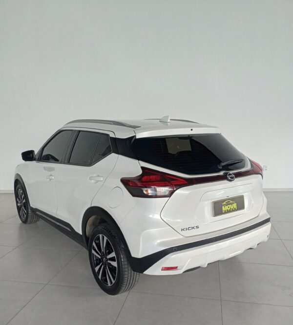 NISSAN KICKS EXCLUSIVE 1.6 2024 - Image 16