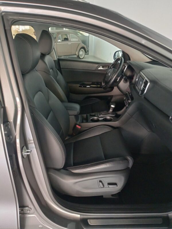 KIA SPORTAGE EX 2019 - Image 10