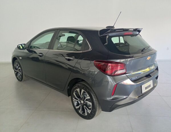 CHEVROLET ONIX PREMIER 1.0 TURBO AUTOMÁTICO 2024 - Image 8