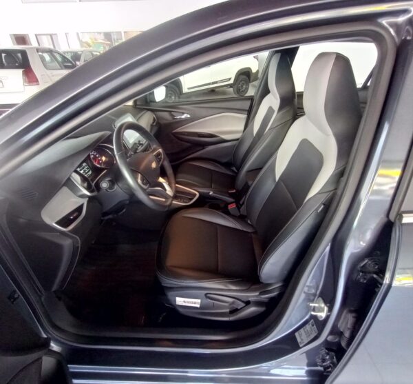 CHEVROLET ONIX PREMIER 1.0 TURBO AUTOMÁTICO 2024 - Image 12